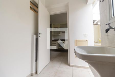 Apartamento para alugar com 182m², 3 quartos e 4 vagasÁrea de Serviço