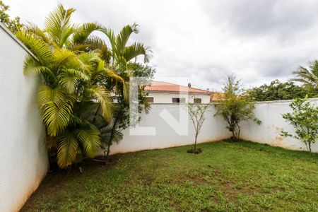 Apartamento para alugar com 182m², 3 quartos e 4 vagasQuintal