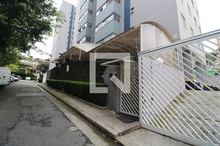 Apartamento à venda com 75m², 2 quartos e 1 vagaFachada
