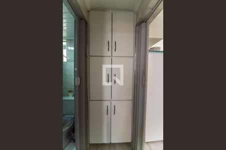 Apartamento à venda com 50m², 2 quartos e 1 vaga Apartamento à venda com 50m², 2 quartos e 1 vagaDetalhe Banheiro