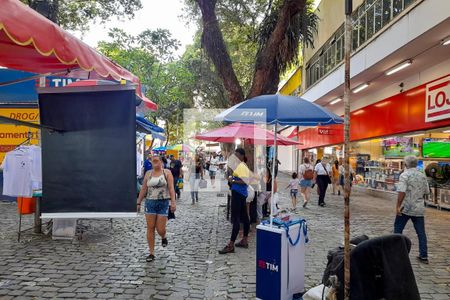 Apartamento para alugar com 86m², 2 quartos e sem vaga Apartamento para alugar com 86m², 2 quartos e sem vagaVista da Rua