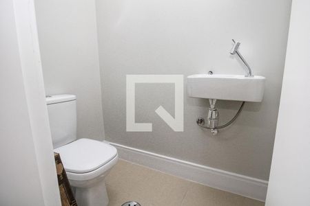 Banheiro de Servi de apartamento para alugar com 3 quartos, 90m² em Planalto Paulista, São Paulo