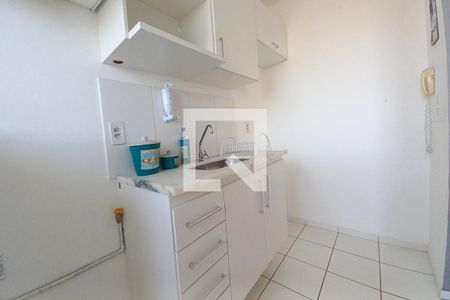 Cozinha de apartamento para alugar com 2 quartos, 50m² em Jardim Nova Europa, Campinas