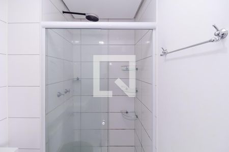 Banheiro de kitnet/studio para alugar com 1 quarto, 36m² em Vila Graciosa, São Paulo