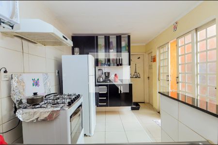 Casa à venda com 113m², 3 quartos e 2 vagasCozinha