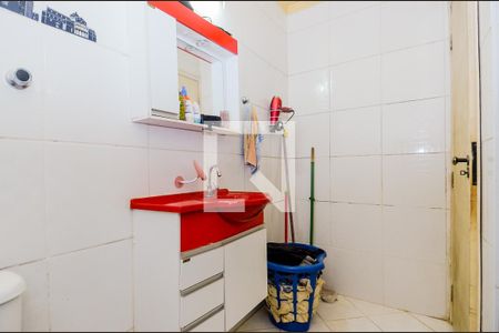 Casa à venda com 113m², 3 quartos e 2 vagasBanheiro Social