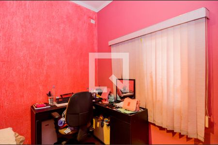 Casa à venda com 113m², 3 quartos e 2 vagasQuarto 3