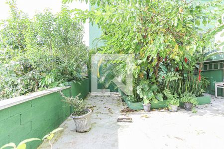 Casa à venda com 350m², 3 quartos e 3 vagasQuintal