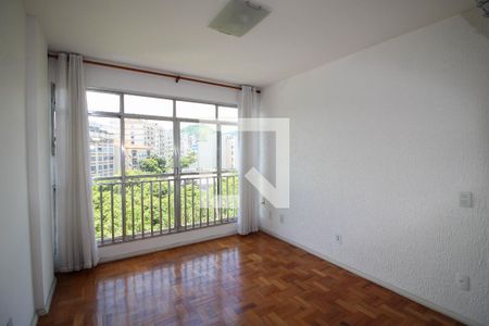 Sala de apartamento para alugar com 2 quartos, 90m² em Praca da Bandeira, Rio de Janeiro