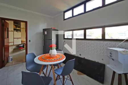 Apartamento à venda com 300m², 4 quartos e 2 vagasCozinha