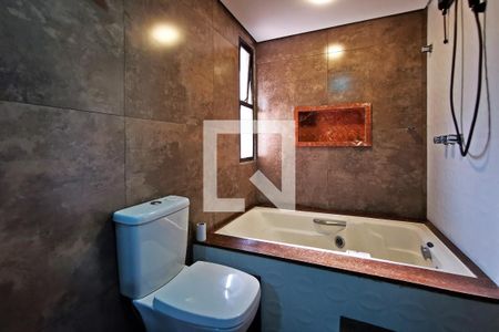 Apartamento à venda com 300m², 4 quartos e 2 vagasBanheiro