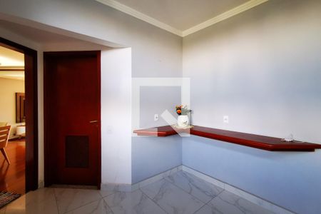 Apartamento à venda com 300m², 4 quartos e 2 vagasSaleta