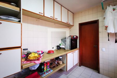 Apartamento à venda com 300m², 4 quartos e 2 vagasCozinha