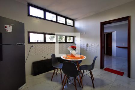 Apartamento à venda com 300m², 4 quartos e 2 vagasCozinha