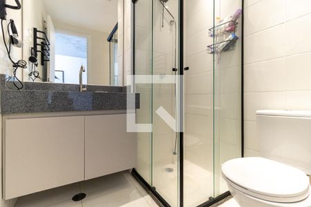 Banheiro de apartamento para alugar com 1 quarto, 24m² em Vila Buarque, São Paulo