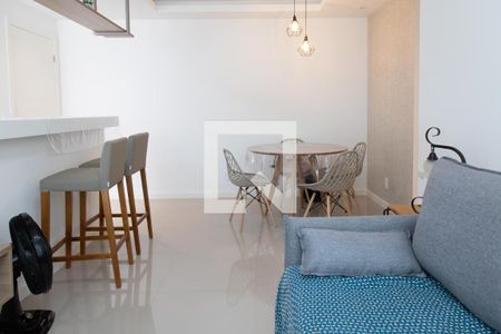 Sala de apartamento para alugar com 2 quartos, 62m² em Recreio dos Bandeirantes, Rio de Janeiro