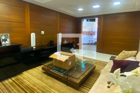 Sala de TV de casa para alugar com 5 quartos, 700m² em Itaigara, Salvador