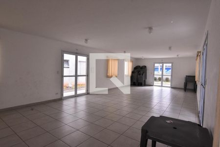 Apartamento à venda com 49m², 2 quartos e 1 vaga Apartamento à venda com 49m², 2 quartos e 1 vagaÁrea comum - Salão de festas