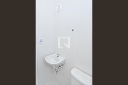 Apartamento à venda com 49m², 2 quartos e 1 vaga Apartamento à venda com 49m², 2 quartos e 1 vagaBanheiro