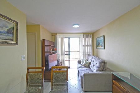 Sala de apartamento para alugar com 2 quartos, 78m² em Jacarepaguá, Rio de Janeiro