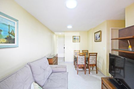 Sala de apartamento para alugar com 2 quartos, 78m² em Jacarepaguá, Rio de Janeiro