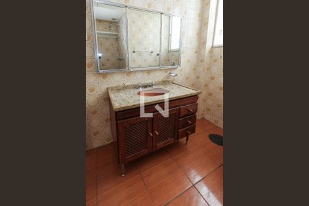 Apartamento à venda com 76m², 3 quartos e sem vagaBanheiro Corredor