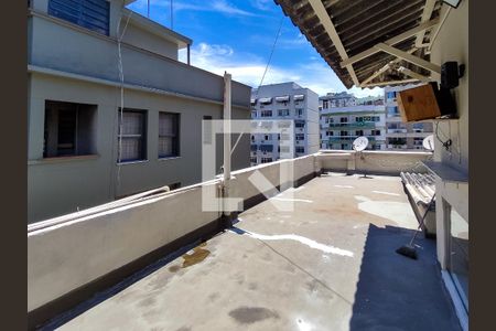 Apartamento à venda com 76m², 3 quartos e sem vagaÁrea comum - Salão de festas