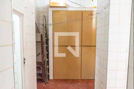 Casa à venda com 145m², 4 quartos e 1 vagaÁrea de serviço