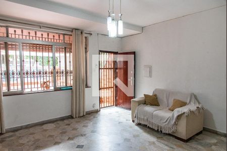 Sala de casa à venda com 4 quartos, 145m² em Cambuci, São Paulo