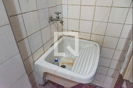 Casa à venda com 145m², 4 quartos e 1 vagaÁrea de serviço