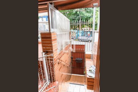 Varanda da sala de casa à venda com 4 quartos, 145m² em Cambuci, São Paulo