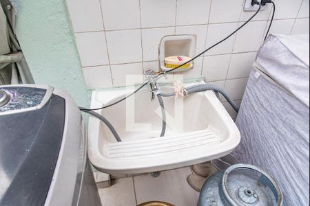 Casa à venda com 145m², 4 quartos e 1 vagaÁrea de serviço 2