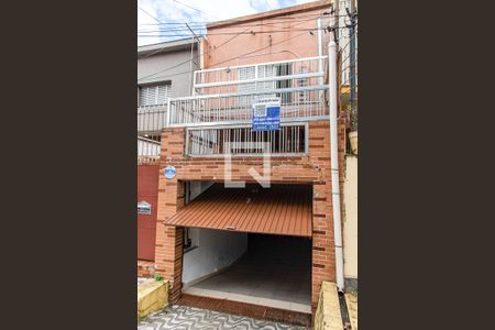 Casa à venda com 145m², 4 quartos e 1 vagaFachada