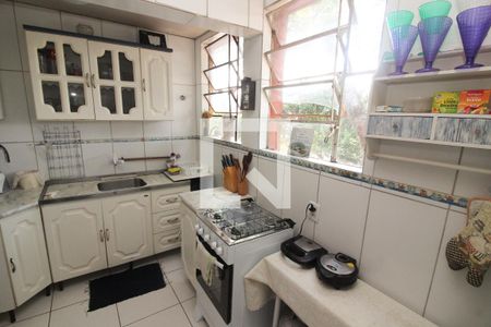 Apartamento à venda com 52m², 2 quartos e 1 vaga Apartamento à venda com 52m², 2 quartos e 1 vagaCozinha