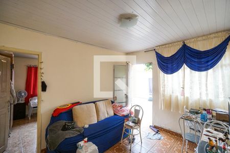 Casa de condomínio à venda com 302m², 5 quartos e sem vaga Casa de condomínio à venda com 302m², 5 quartos e sem vagaSala casa 3