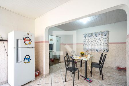 Casa de condomínio à venda com 302m², 5 quartos e sem vaga Casa de condomínio à venda com 302m², 5 quartos e sem vagaCopa e cozinha