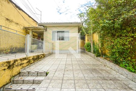 Casa de condomínio à venda com 302m², 5 quartos e sem vaga Casa de condomínio à venda com 302m², 5 quartos e sem vagaEntrada