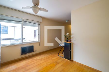 Sala/Quarto de kitnet/studio para alugar com 1 quarto, 33m² em Menino Deus, Porto Alegre