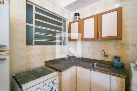 Cozinha de kitnet/studio para alugar com 1 quarto, 33m² em Menino Deus, Porto Alegre