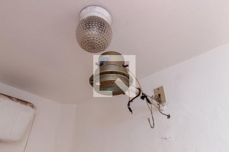 Casa à venda com 209m², 3 quartos e 2 vagas Casa à venda com 209m², 3 quartos e 2 vagasDetalhe Banheiro - Quintal