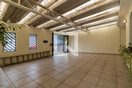 Casa à venda com 320m², 4 quartos e 3 vagasGaragem