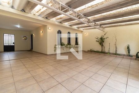 Casa à venda com 320m², 4 quartos e 3 vagasGaragem