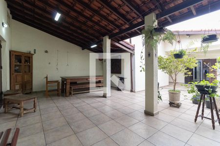 Casa à venda com 320m², 4 quartos e 3 vagasQuintal Coberto