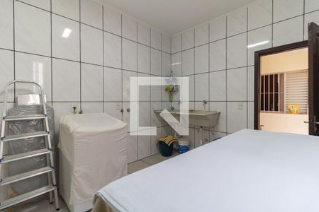 Casa à venda com 320m², 4 quartos e 3 vagasLavanderia