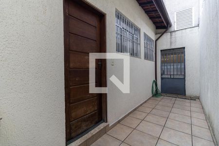 Casa à venda com 320m², 4 quartos e 3 vagasCorredor Lateral