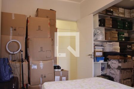 Apartamento à venda com 150m², 4 quartos e 2 vagasQuarto suíte 3 detalhe - Escritório