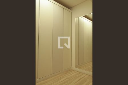 Apartamento à venda com 150m², 4 quartos e 2 vagasCloset da suíte 1