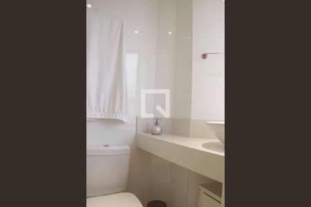 Apartamento à venda com 150m², 4 quartos e 2 vagasBanheiro da Suíte 2