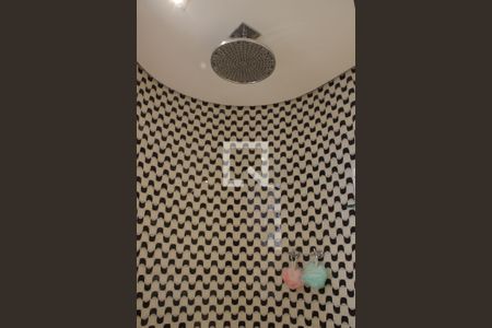 Apartamento à venda com 150m², 4 quartos e 2 vagasBanheiro da Suíte 1 detalhe