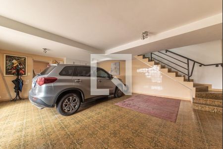 Garagem de casa à venda com 2 quartos, 209m² em Bosque da Saúde, São Paulo